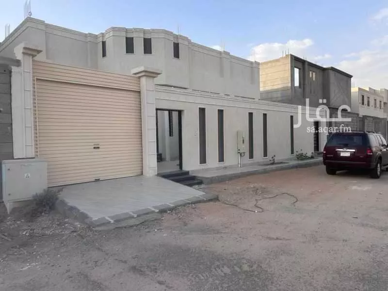 عمارة للبيع في شارع العباس بن عبدالله, حي ضاحية الإسكان, مدينة امارة منطقة مكة المكرمة - الطائف, منطقة مكة المكرمة 1 صورة