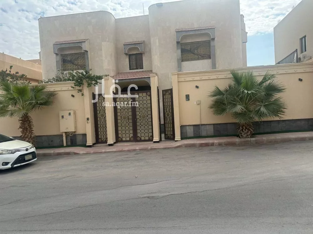 فيلا للبيع في شارع تاج الامناء, حي الشفاء, مدينة الرياض, منطقة الرياض 1 صورة