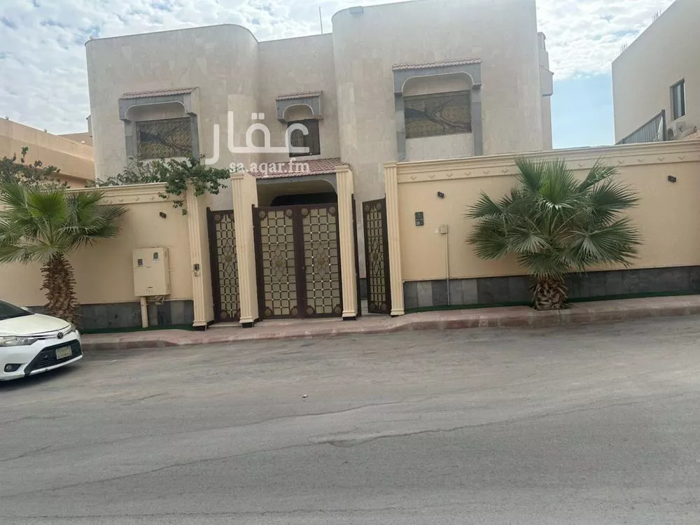 فيلا للبيع في شارع تاج الامناء, حي الشفاء, مدينة الرياض, منطقة الرياض 1 صورة