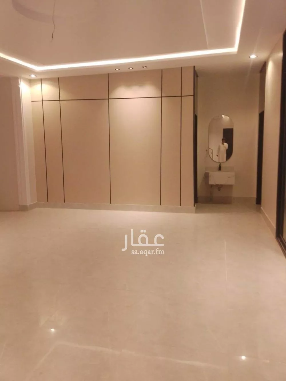 فيلا للبيع في شارع عبدالله بن جعفر, حي الرمال, مدينة الرياض, منطقة الرياض 1 صورة
