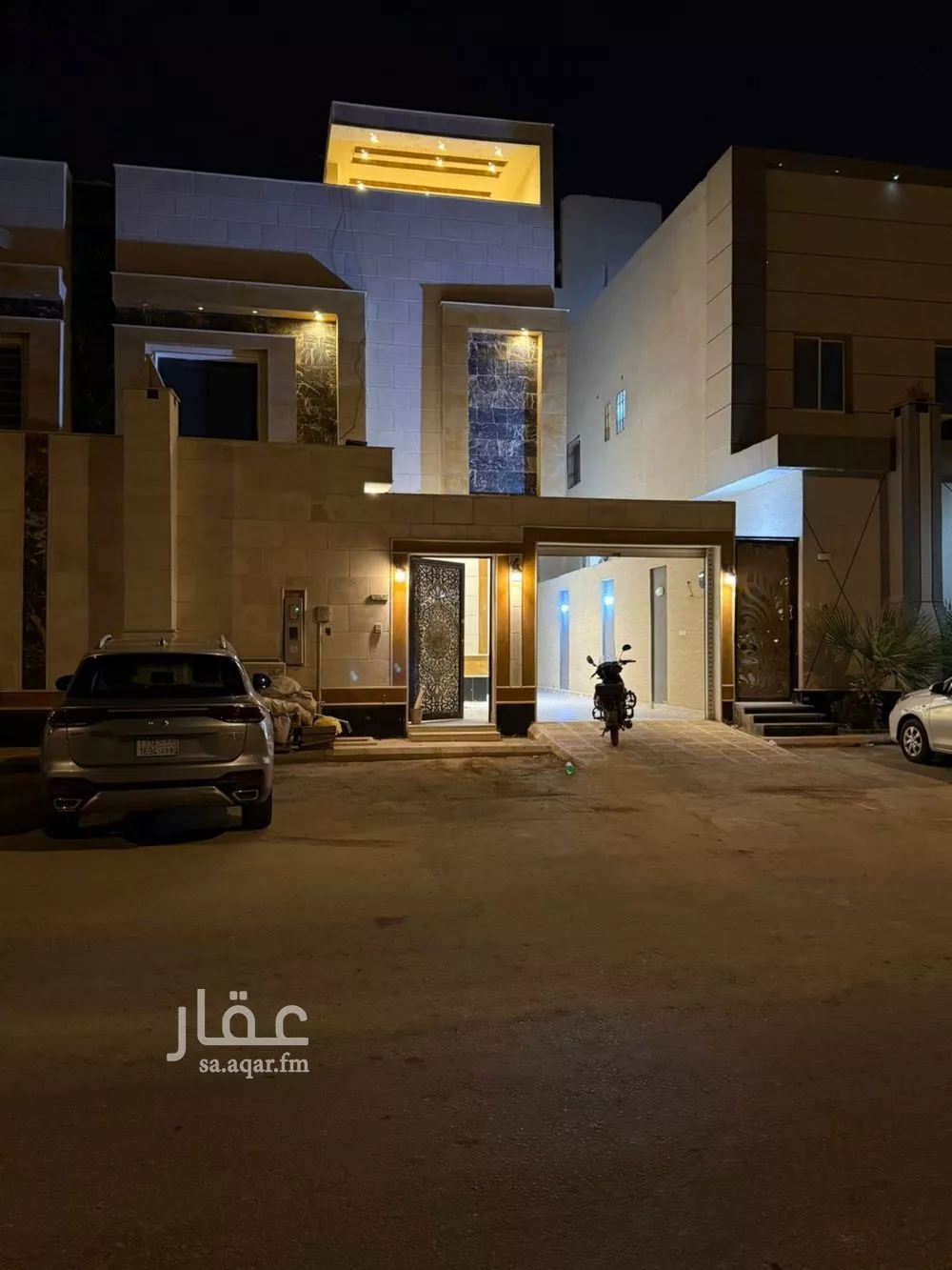 فيلا للإيجار في شارع عبدالمنعم الواعظ, حي الرمال, مدينة الرياض, منطقة الرياض 1 صورة