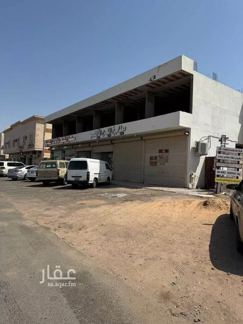 عمارة للإيجار في شارع طريق الملك سعود, حي الدفاع, مدينة المدينه المنوره, منطقة المدينة المنورة 1 صورة