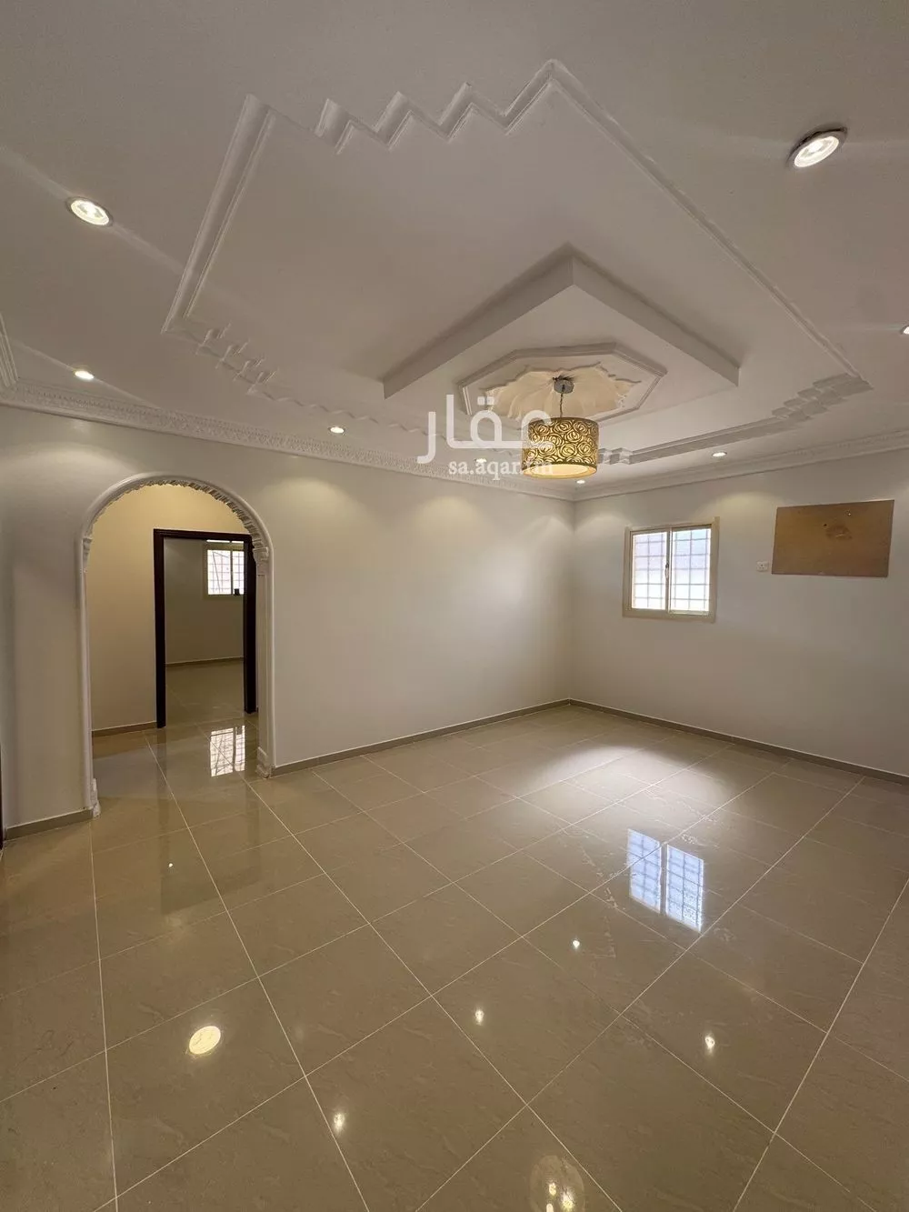 عمارة للإيجار في شارع جرير ابن اوس, حي طيبة, مدينة المدينة المنورة, منطقة المدينة المنورة 1 صورة