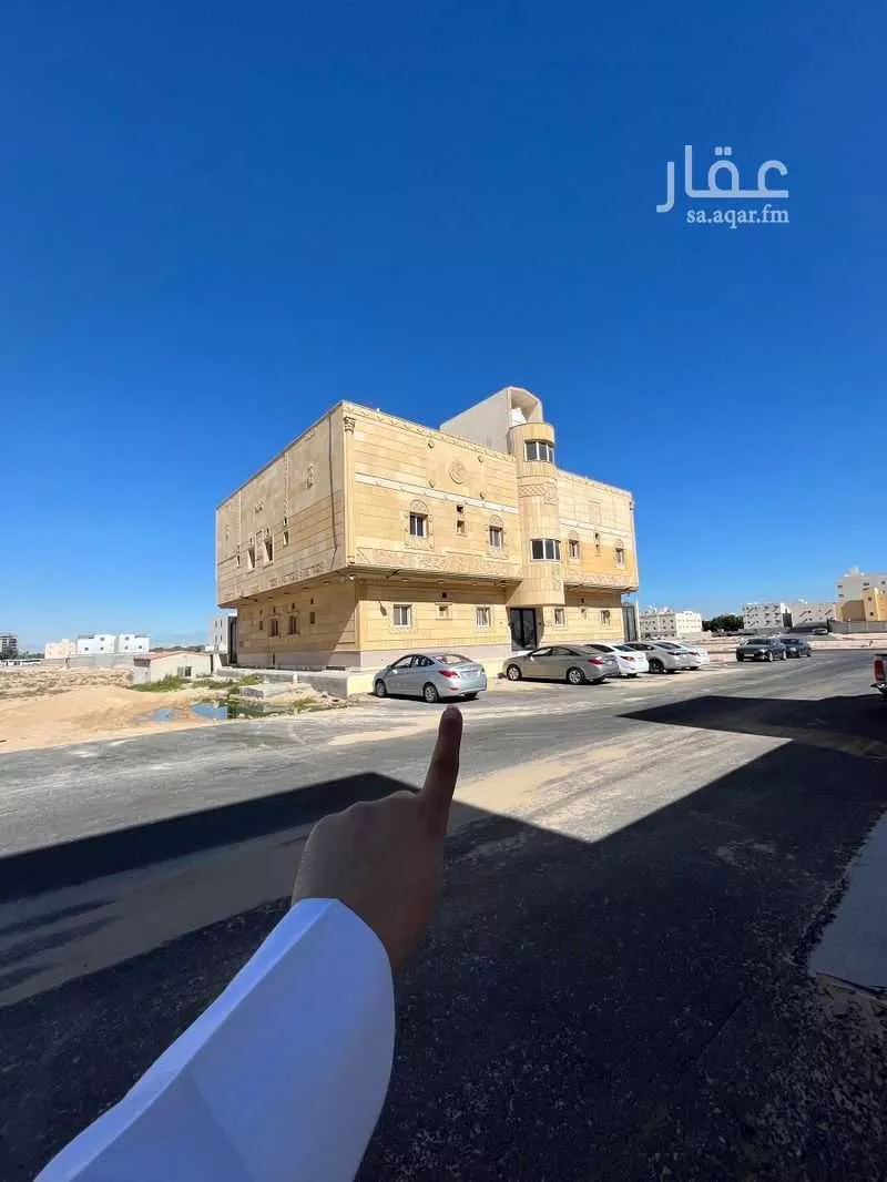 عمارة للبيع في حي النايفية, مدينة الاحساء, المنطقة الشرقية 1 صورة