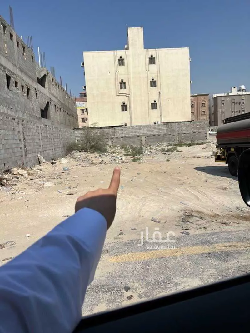 أرض للبيع في شارع السلمية, حي الضباب, مدينة الدمام, المنطقة الشرقية 1 صورة