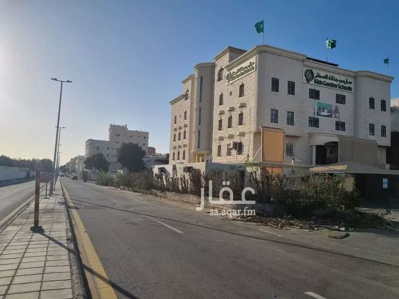 عمارة للإيجار في شارع عبدالله رضا, حي السليمانية, مدينة جدة, منطقة مكة المكرمة 1 صورة