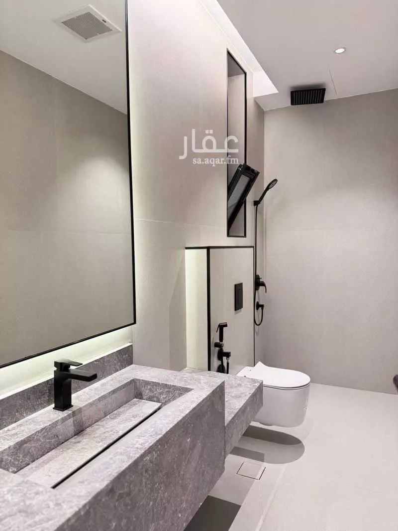 فيلا للبيع في شارع رقم 536, حي الملقا, مدينة الرياض, منطقة الرياض 1 صورة