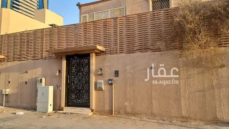فيلا للبيع في شارع ابن إياس الكناني, حي العليا, مدينة الرياض, منطقة الرياض 1 صورة