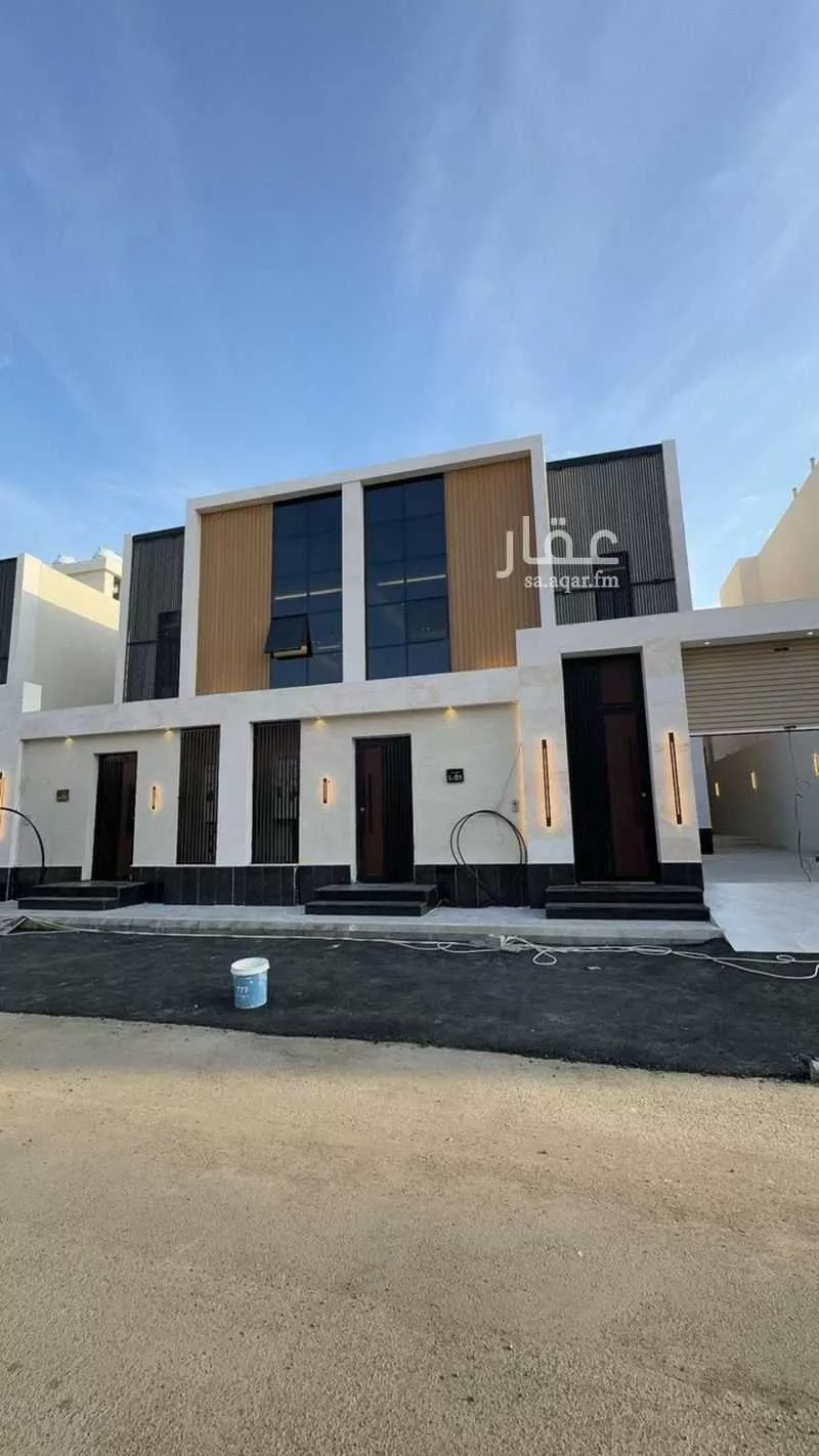 فيلا للبيع في شارع علي بن الحسن الخزرجي, حي الرحمانية, مدينة جدة, منطقة مكة المكرمة 1 صورة