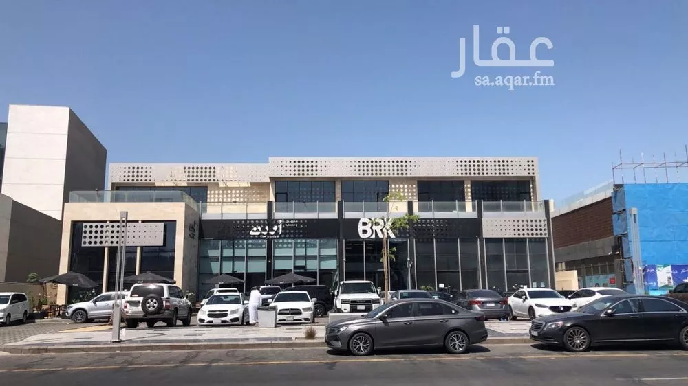 مكتب تجاري للإيجار في شارع الامير تركي, حي الكورنيش, مدينة الخبر, المنطقة الشرقية 1 صورة