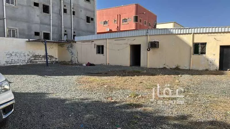 بيت للإيجار في شارع العرضيه ، حي القميع ، الطائف ، الطائف 1 صورة