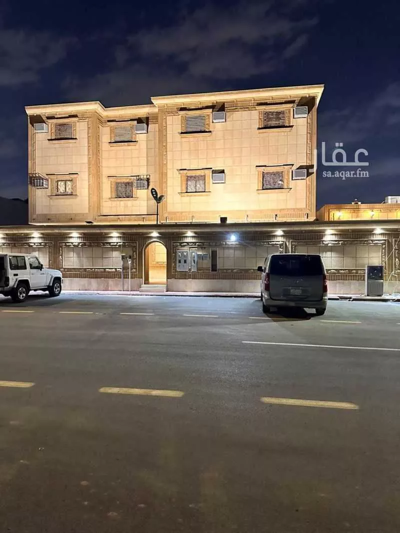 فيلا للبيع في شارع الطريق الدائري الغربي الفرعي, حي ظهرة لبن, مدينة الرياض, منطقة الرياض 1 صورة