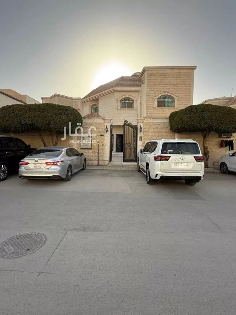 فيلا للبيع في شارع وادي الدواسر, حي الصحافة, مدينة الرياض, منطقة الرياض 1 صورة