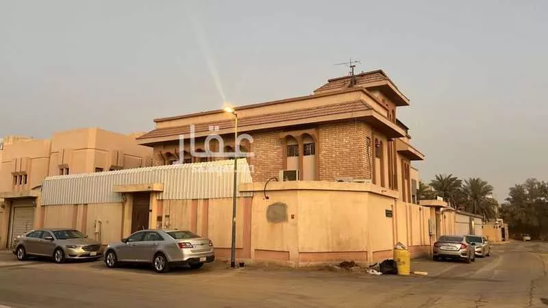 فيلا للبيع في شارع ابن رمضان, حي ظهرة البديعة, مدينة الرياض, منطقة الرياض 1 صورة
