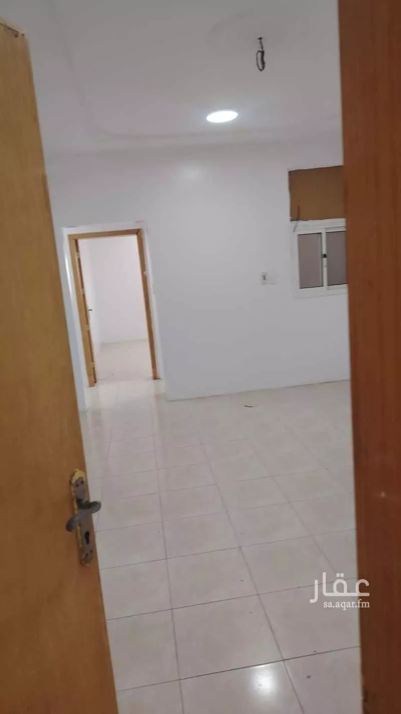 شقة للإيجار في شارع اسماعيل بن ابي المهاجر ، حي ضاحية الملك فهد ، الدمام ، الدمام 1 صورة