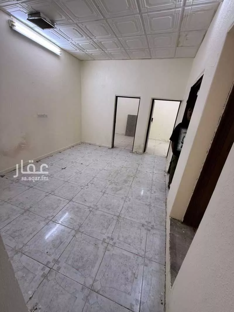 فيلا للإيجار في شارع حرملة, حي الجرادية, مدينة الرياض, منطقة الرياض 1 صورة