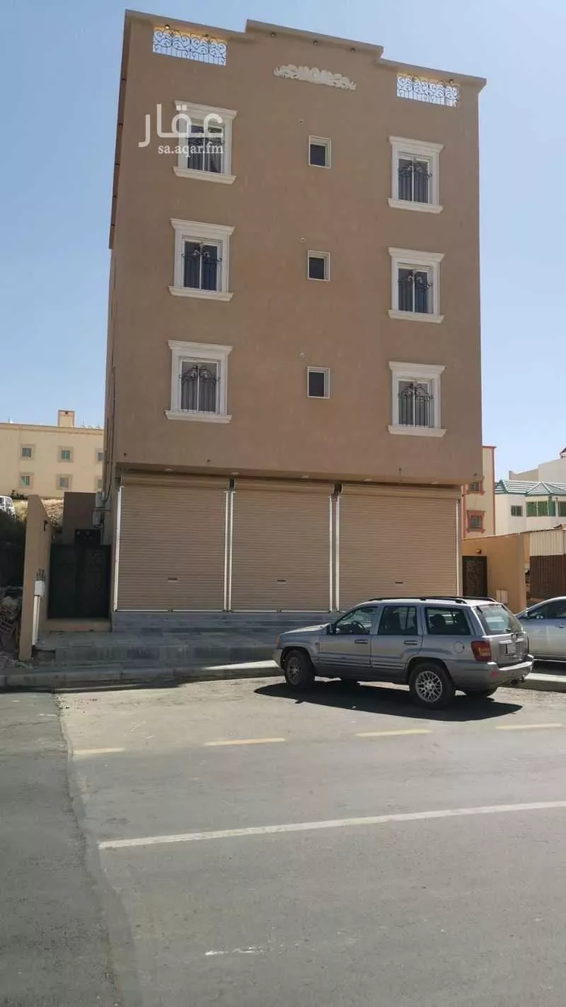 محل للإيجار في شارع 1916841, حي سلطانة, مدينة ابها, منطقة عسير 1 صورة