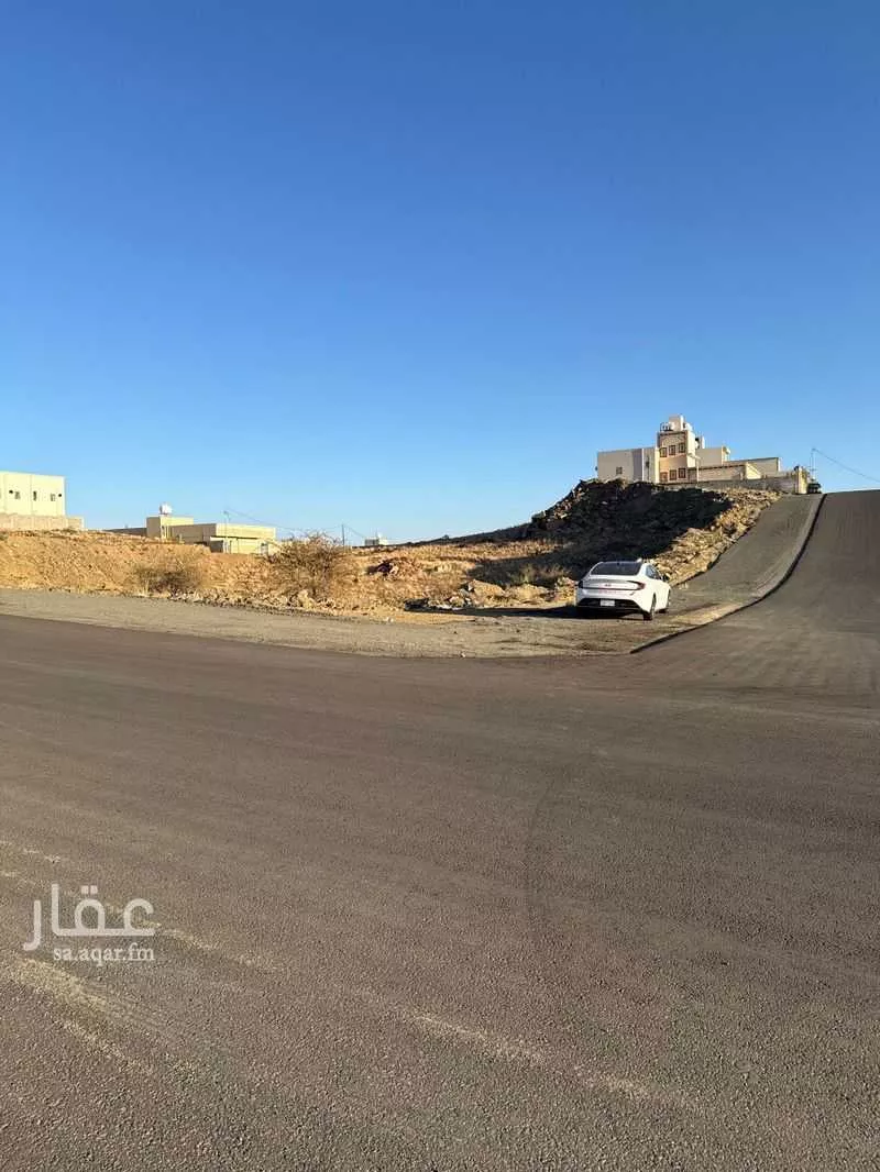 أرض للبيع في شارع 22302839, حي النرجس, مدينة ابها, منطقة عسير 1 صورة