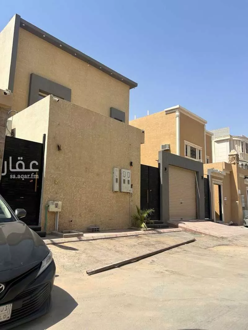 فيلا للبيع في شارع عبدالقادر بن النقيب ، حي القادسية ، الرياض ، منطقة الرياض 1 صورة
