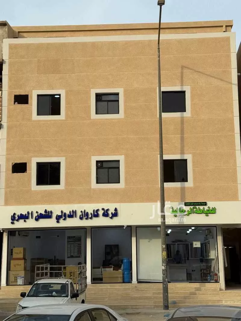عمارة للبيع في شارع 2309023, حي سكيرينة, مدينة الرياض, منطقة الرياض 1 صورة