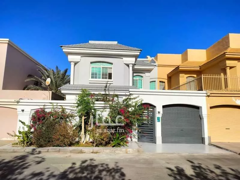 فيلا للبيع في شارع سعيد بن زيد, حي النعيم, مدينة جدة, منطقة مكة المكرمة 1 صورة