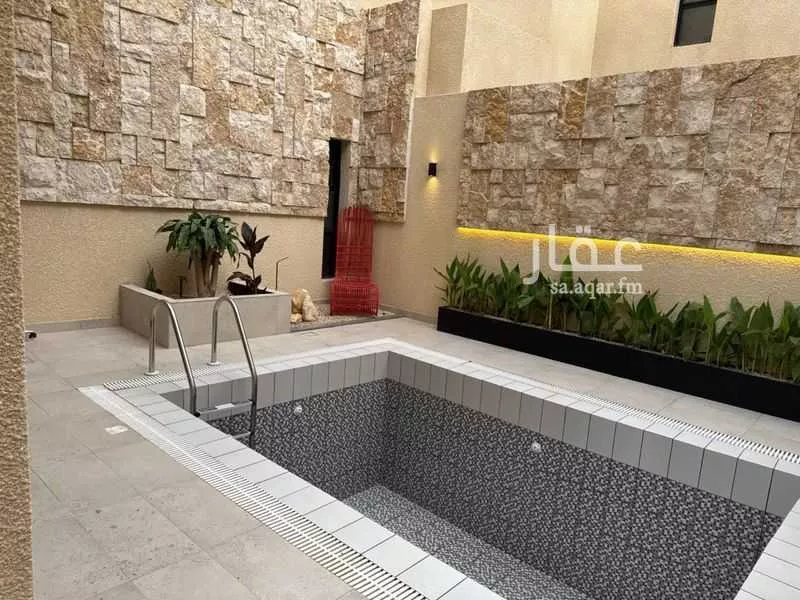 فيلا للبيع في شارع ميرزا إبراهيم الكازروني, حي العارض, مدينة الرياض, منطقة الرياض 1 صورة