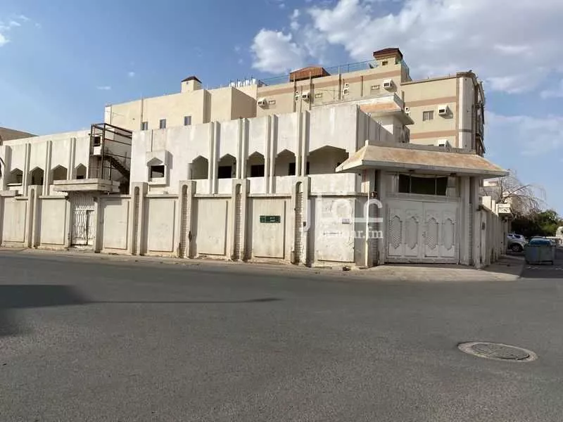 أرض للبيع في شارع اسحاق بن ابراهيم المروزي, حي العريض, مدينة المدينه المنوره, منطقة المدينة المنورة 1 صورة