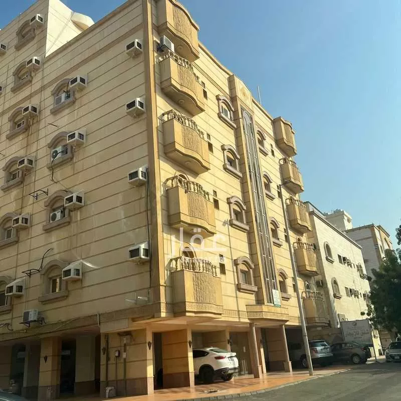 عمارة للبيع في شارع عباس الحلوانى, حي الروضة, مدينة جدة, منطقة مكة المكرمة 1 صورة