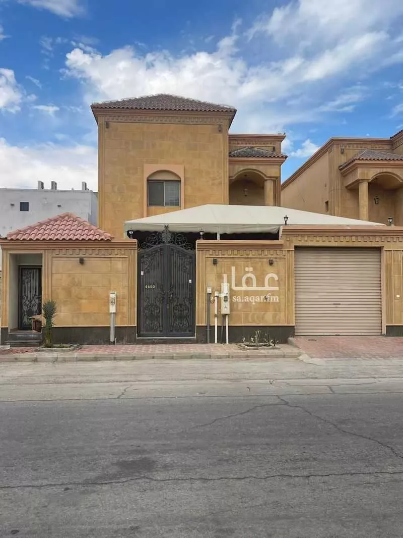 فيلا للبيع في شارع الخزامى, حي الريان, مدينة الدمام, المنطقة الشرقية 1 صورة