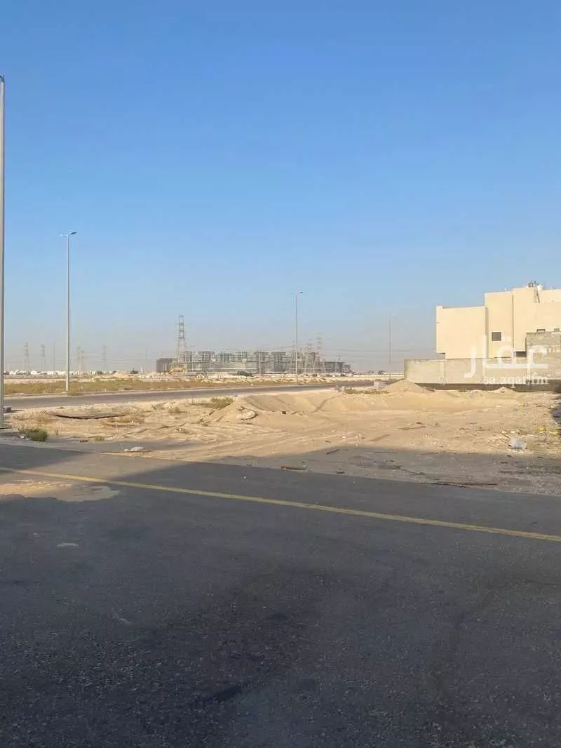 أرض للبيع في شارع طريق الملك فهد, حي الشروق, مدينة الدمام, المنطقة الشرقية 1 صورة