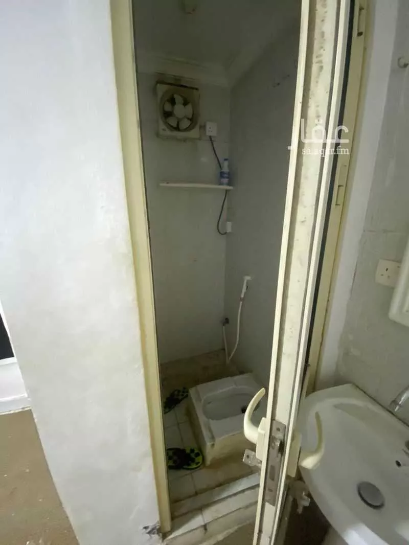 غرفة للإيجار في شارع سليمان بن مشرف ، الصالحية ، جدة ، جدة 1 صورة