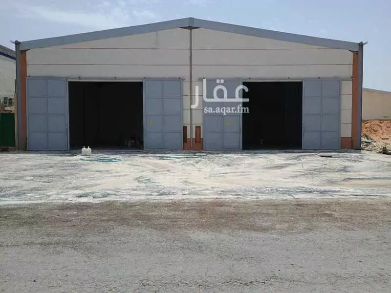 مستودع للإيجار في شارع عمر عبدالرحمن حديث, حي الرمال, مدينة الرياض, منطقة الرياض 1 صورة