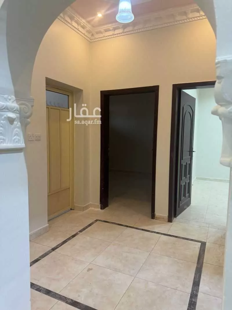شقة للإيجار في شارع شارع احمد بن حنبل, حي العزيزية, مدينة الخفجى, المنطقة الشرقية 1 صورة