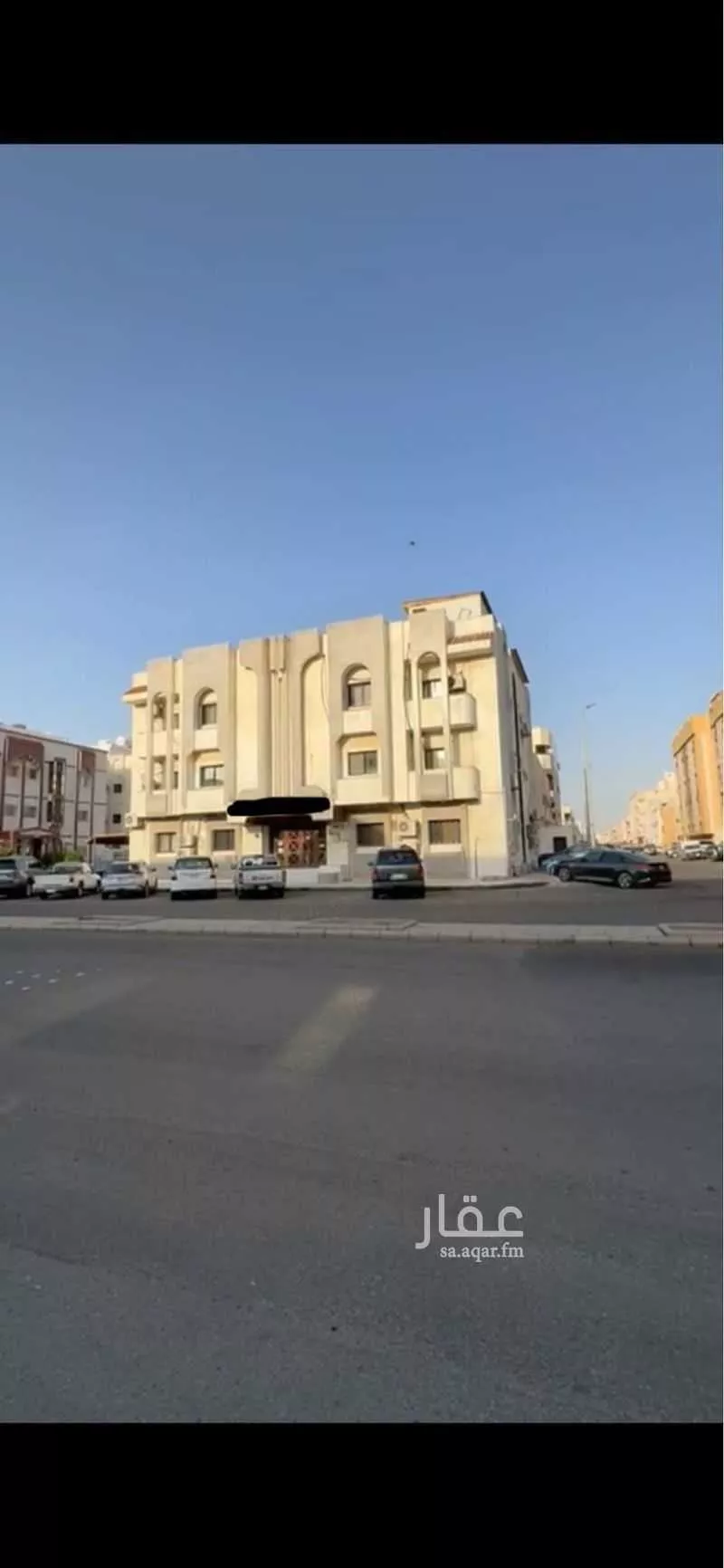 عمارة للبيع في شارع القنديل, حي العزيزية, مدينة جدة, منطقة مكة المكرمة 1 صورة