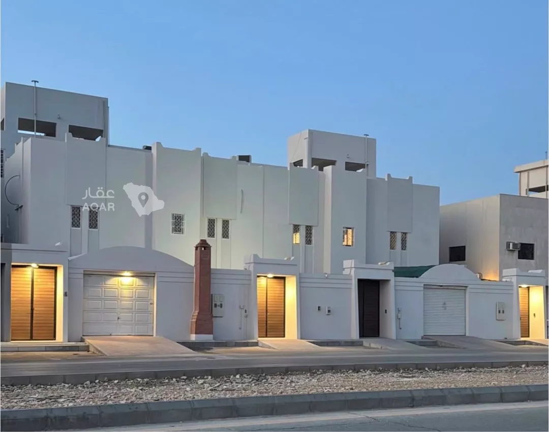 فيلا للإيجار في شارع عيسى الملاجي, حي الصفاء, مدينة الرياض, منطقة الرياض