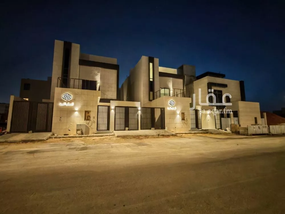 فيلا للبيع في شارع حطين, حي الرمال, مدينة الرياض, منطقة الرياض 1 صورة