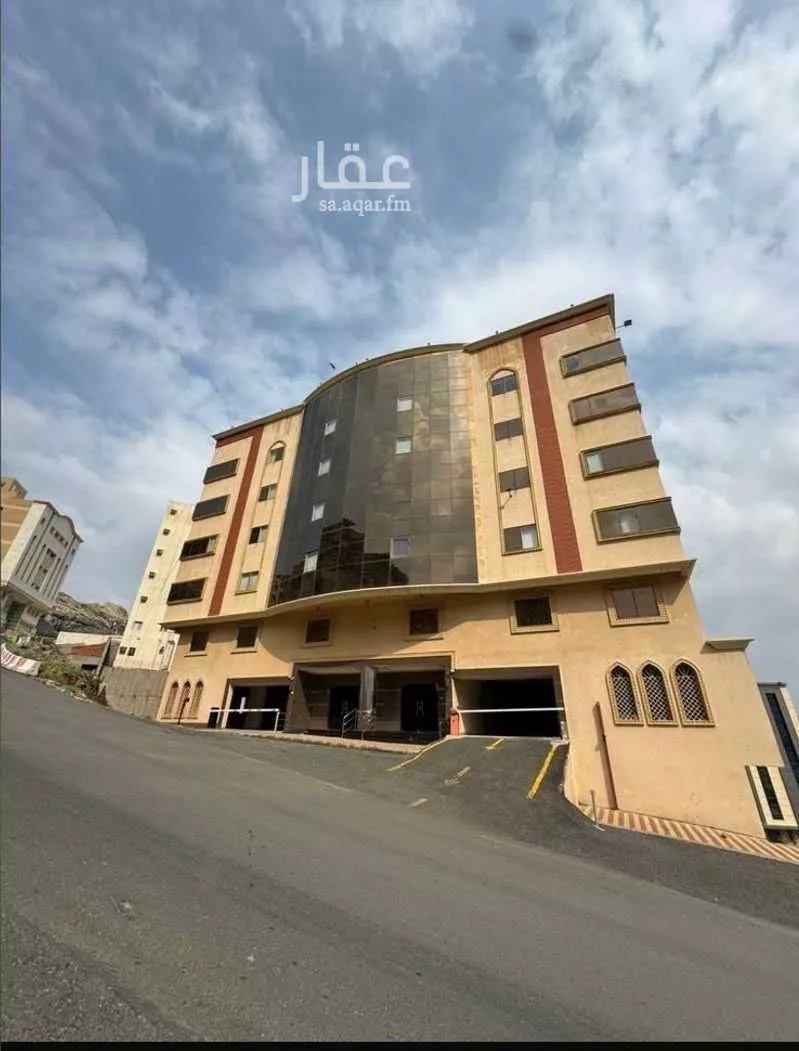 شقة للبيع في حي العزيزية, مدينة مكه المكرمه, منطقة مكة المكرمة 1 صورة