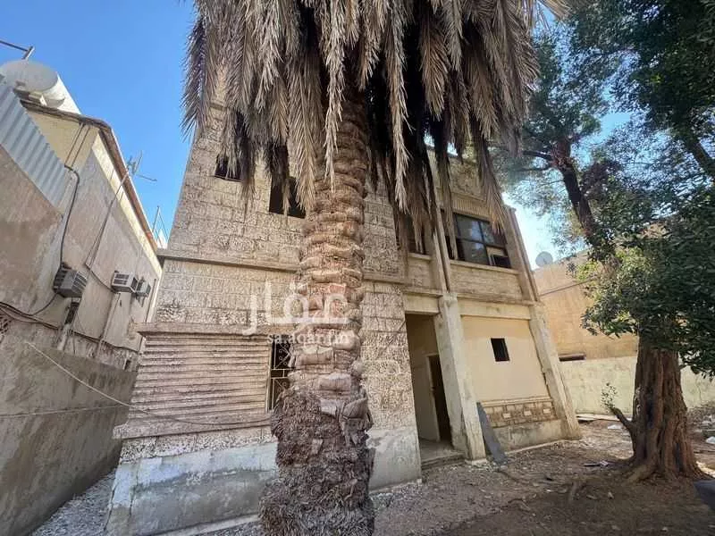 فيلا للبيع في شارع الميسري, حي الضباط, مدينة الرياض, منطقة الرياض 1 صورة