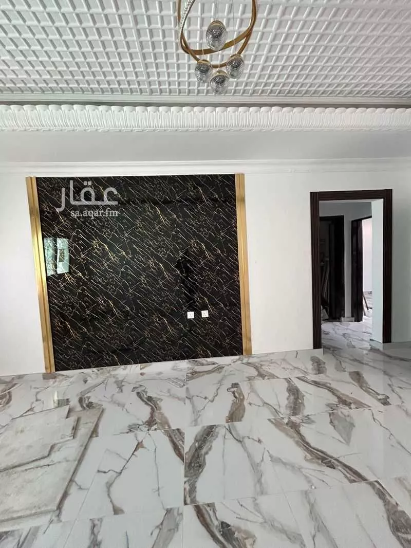 فيلا للبيع في شارع شارع الأمير سلطان بن عبدالعزيز, حي الخالدية, مدينة امارة منطقة الرياض - الدرعيه, منطقة الرياض 1 صورة