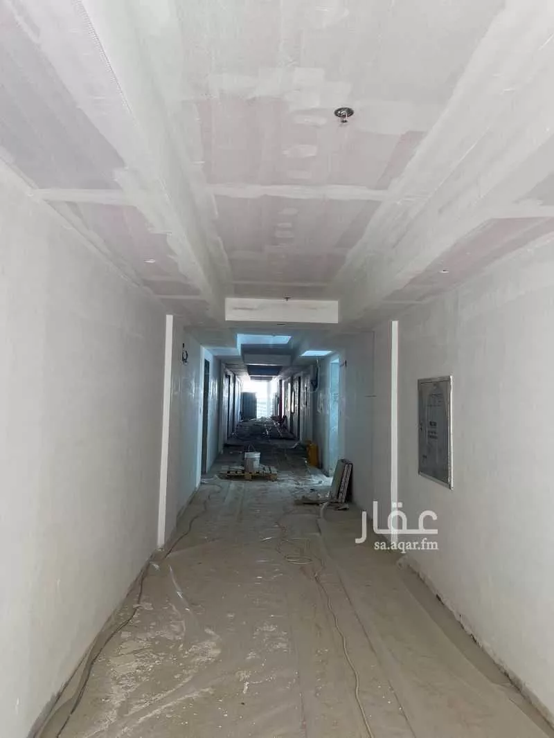 عمارة للإيجار في شارع محمد بن مخلد الانصاري, حي الفيصلية, مدينة الرياض, منطقة الرياض 1 صورة
