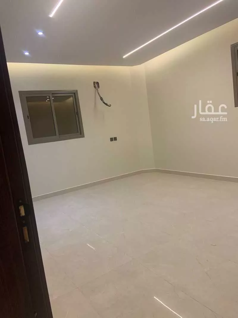 دور للبيع في شارع جبل الحواطب, حي العريجاء الغربي, مدينة الرياض, منطقة الرياض 1 صورة