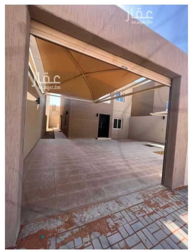 فيلا للإيجار في شارع أحمد الصدفي ، حي مطار الملك خالد الدولي ، الرياض ، منطقة الرياض 1 صورة