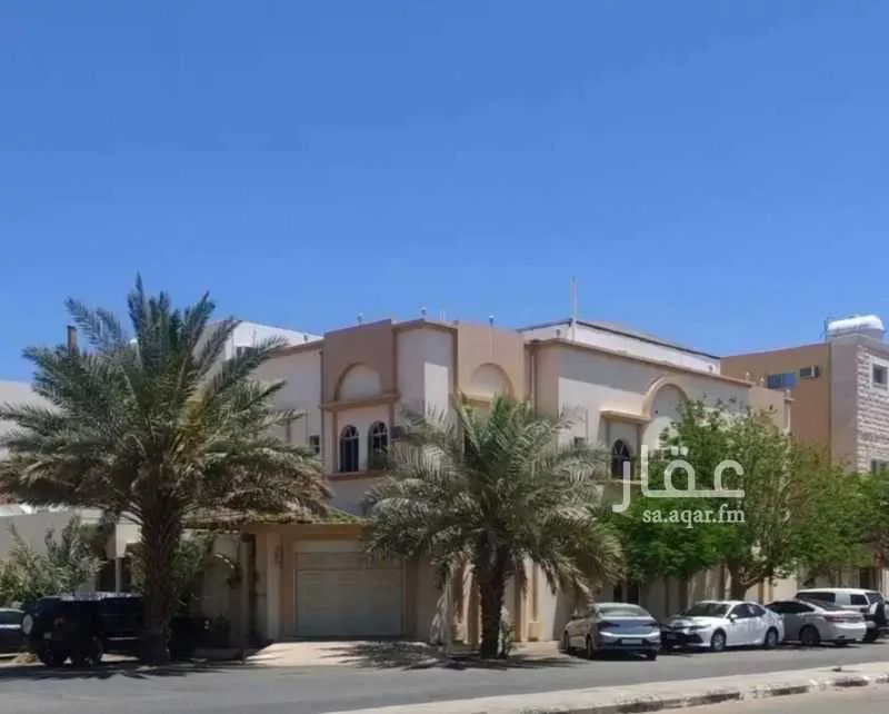 عمارة للبيع في شارع عمر بن مهران ، حي المروج الاول ، تبوك ، منطقة تبوك 1 صورة