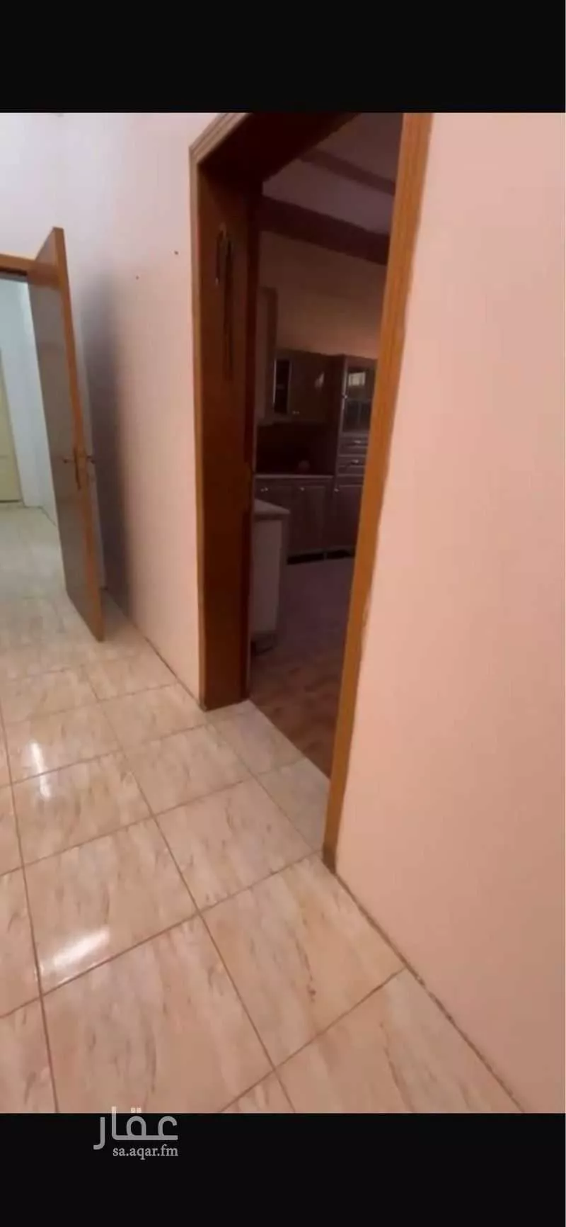 عمارة للإيجار في شارع الاحمدي, حي الخليج, مدينة النعيرية, المنطقة الشرقية 1 صورة