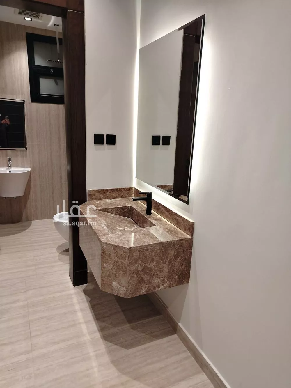 دور للبيع في شارع محمد بن بشر, حي العارض, مدينة الرياض, منطقة الرياض 1 صورة