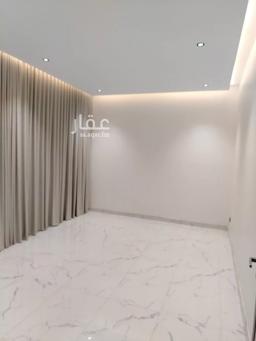 دور للبيع في شارع أحمد البراج, حي العارض, مدينة الرياض, منطقة الرياض 1 صورة