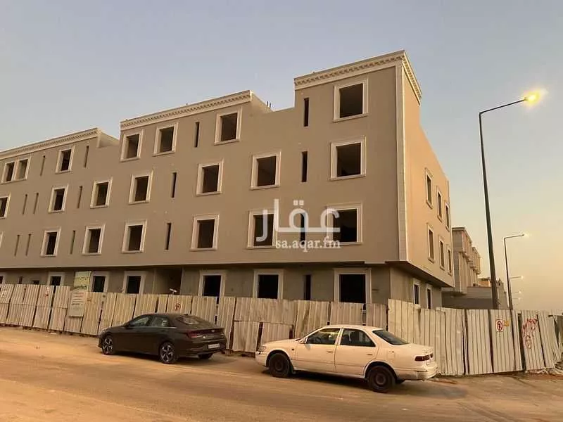 عمارة للإيجار في شارع رضي الدين الفاسي, حي العزيزية, مدينة الرياض, منطقة الرياض 1 صورة