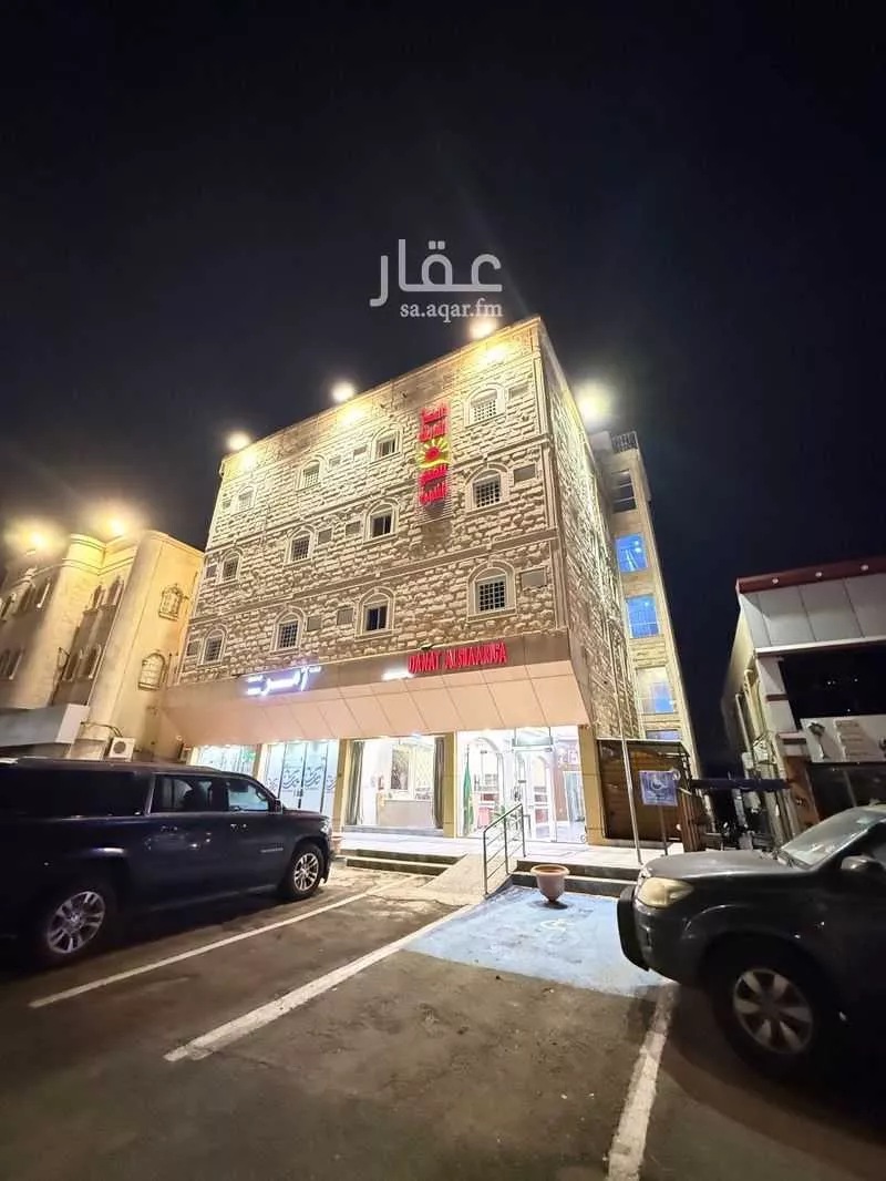 عمارة للبيع في شارع الحزام الدائري, حي الخالدية, مدينة محائل, منطقة عسير 1 صورة
