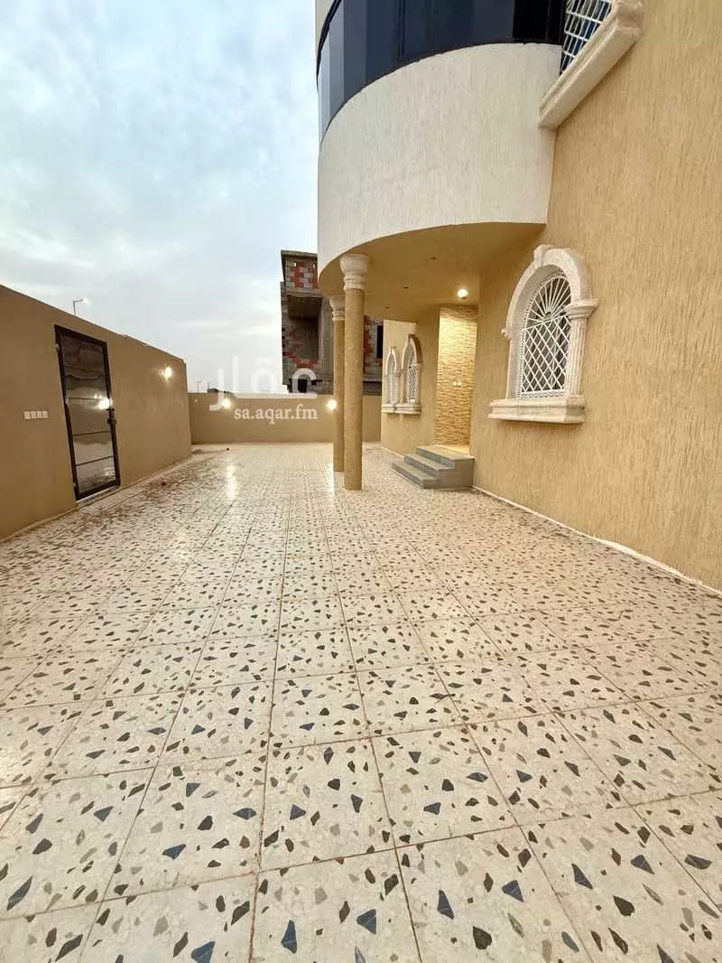 دور للبيع في شارع رئاب بن عمرو الليثي, حي الحيلة الغربي, مدينة محائل, منطقة عسير 1 صورة