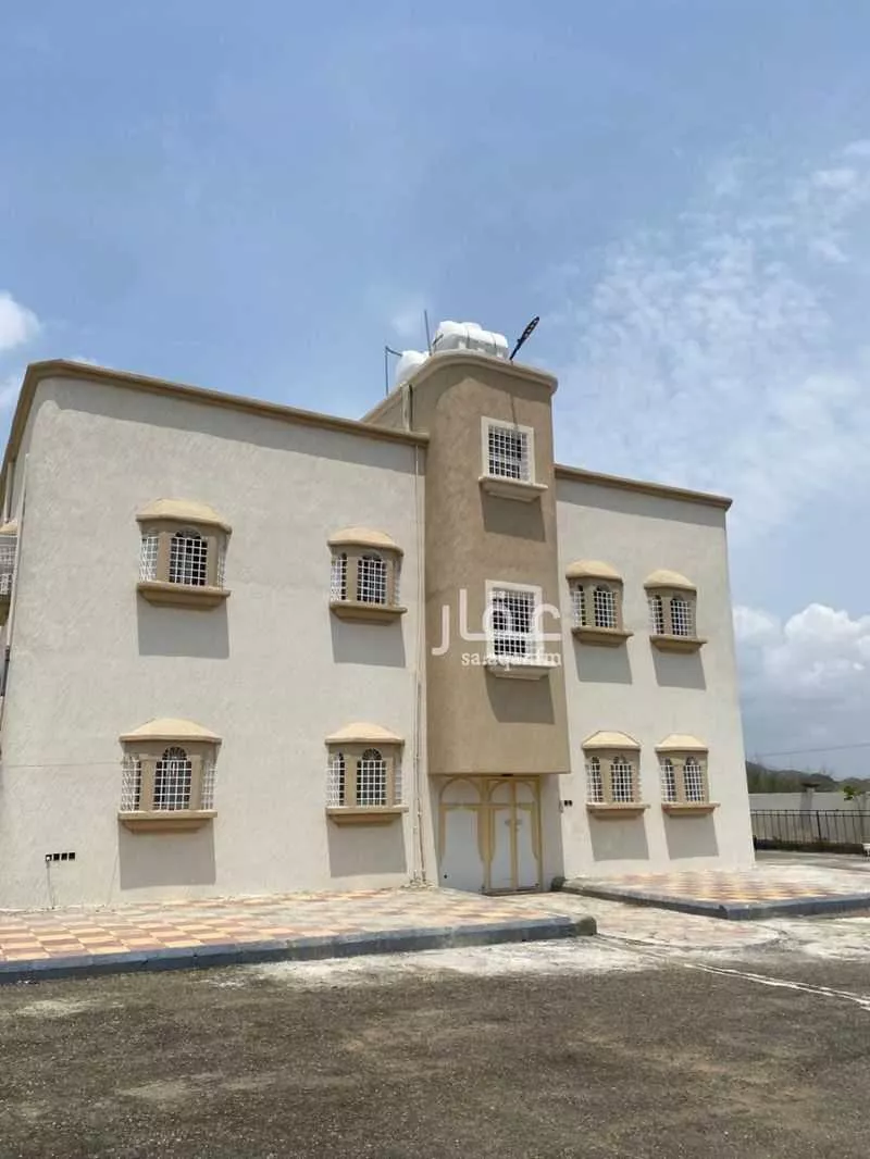 عمارة للبيع في شارع عبدالله ابن مسعود, حي العلكه, مدينة محايل - العلكه, منطقة عسير 1 صورة